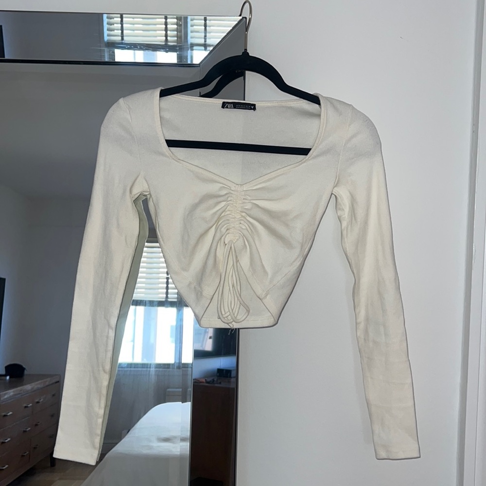 Cropped Long Sleeve Zara Top with Rushing - Size S